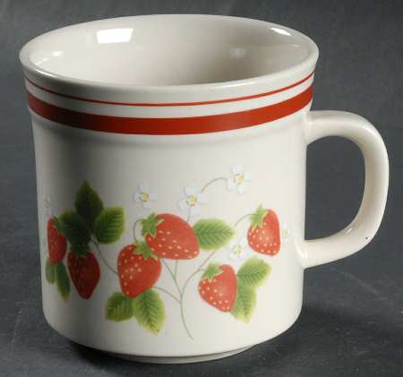 Berries Flat Cup
