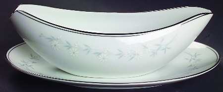 Bettina Gravy Boat & Underplate/Relish