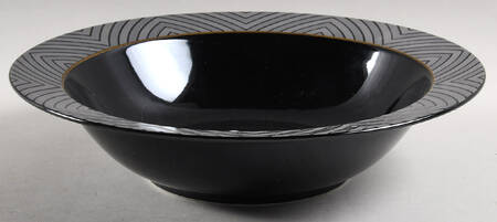 Black Magic 9" Round Vegetable Bowl