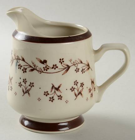 Bouquet Brown Creamer