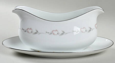 Bridal Rose Gravy Boat with Attached Underplate