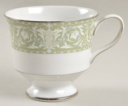 Buckingham Footed Cup