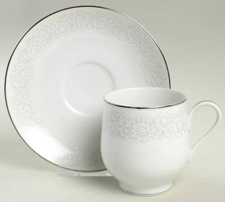 Canterbury Flat Cup & Saucer Set