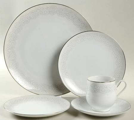 Canterbury 5 Piece Place Setting