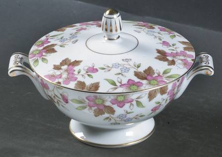 Carlton Sugar Bowl & Lid