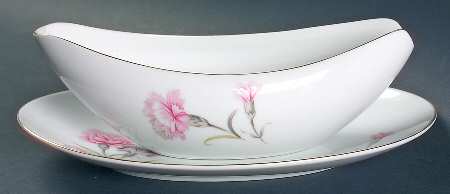 Carnation Gravy Boat & Underplate/Relish