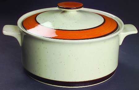 Caroline 2.5 Qt Round Covered Casserole