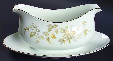 Charisse Gravy Boat with Attached Underplate