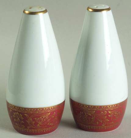 Charlemagne Salt & Pepper Set