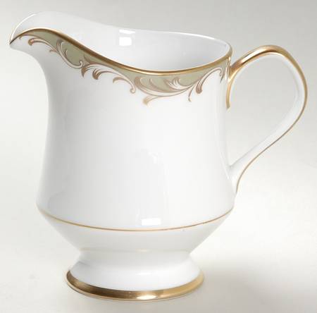 Chateau Creamer by Sango