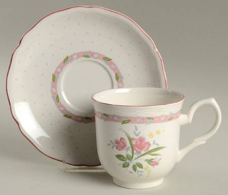 Chateau Flat Cup & Saucer Set