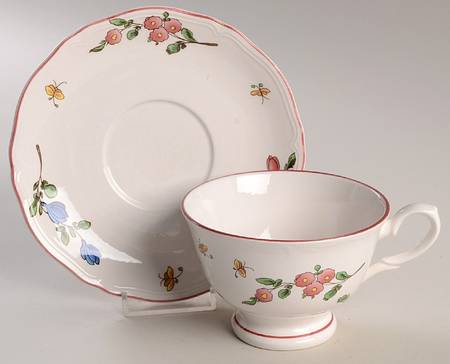 Chinoiserie Footed Cup & Saucer Set