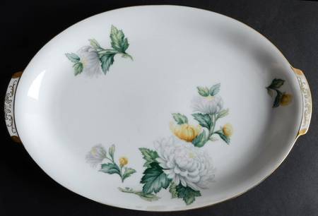 Chrysanthemum (Rim) 12" Oval Serving Platter