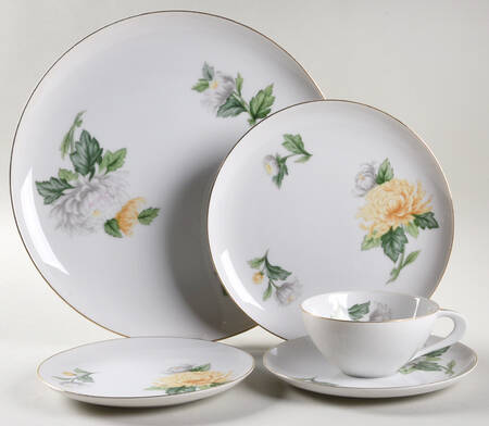 Chrysanthemum (Coupe) 5 Piece Place Setting