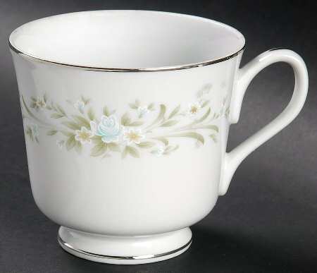 Claridge Footed Cup