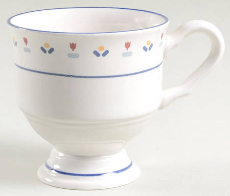 Country Borders Footed Cup