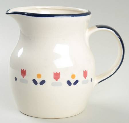 Country Borders 40 Oz Pitcher