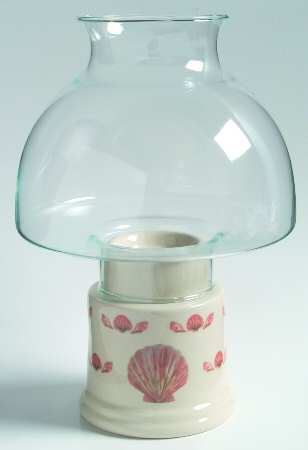 Coquille (Korea, Taiwan) Hurricane Lamp & Globe