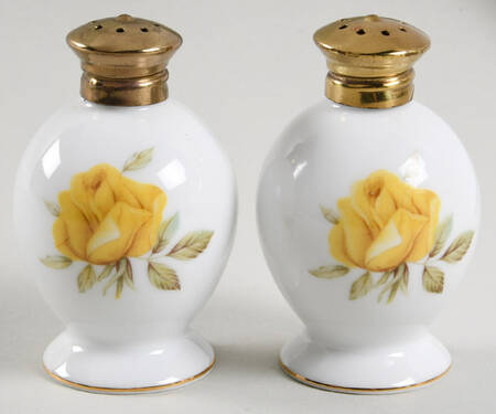 Dawn (Gold Trim) Salt & Pepper Set