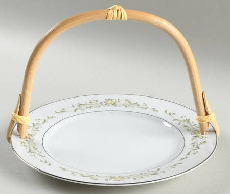 Debutante 5 3/8"-5 5/8" Bamboo Handled Serving Plate  HC