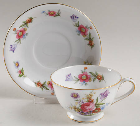 Footed Cup & Saucer Set