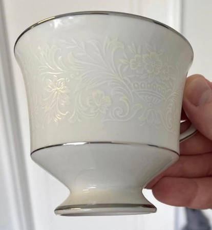 Dresden Lace Footed Cup