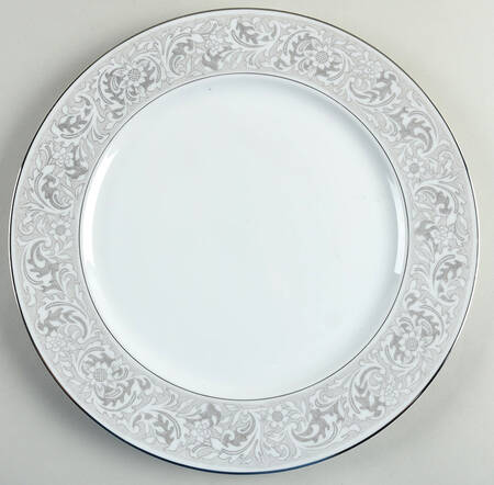 Duchess Chop Plate (Round Platter)