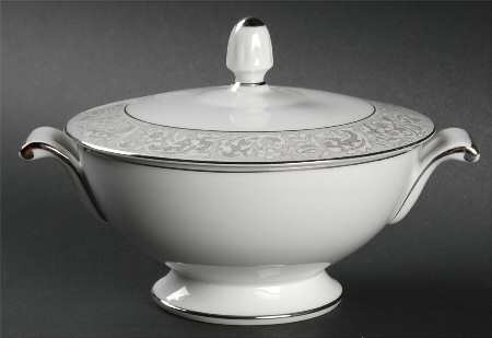 Duchess Sugar Bowl & Lid