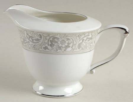 Duchess Creamer
