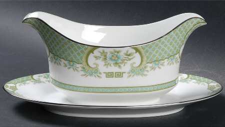Dynasty Gravy Boat with Attached Underplate