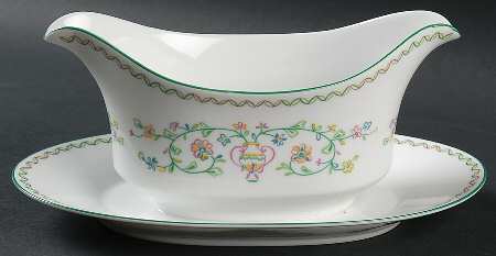 Embroidery Gravy Boat with Attached Underplate