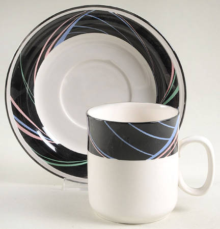 Escapade Flat Cup & Saucer Set