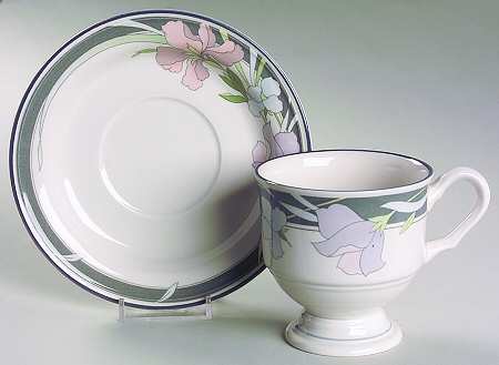 Evening Song Footed Cup & Saucer Set
