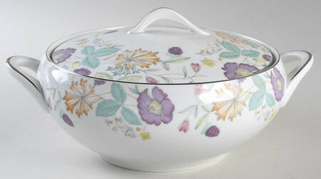 Fantasia (Platinum Trim) Round Covered Vegetable