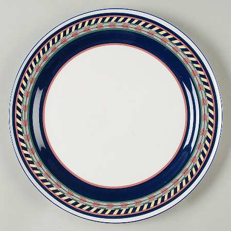 Finlandia 12" Chop Plate (Round Platter)