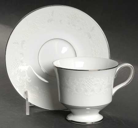 Florence Footed Cup & Saucer Set