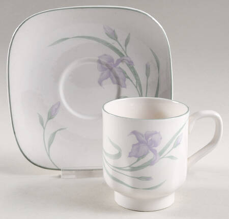 Florabunda Flat Cup & Saucer Set