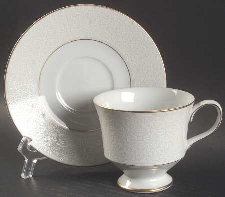 Hacienda Footed Cup & Saucer Set
