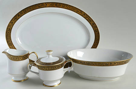 Hampton 5 Piece Hostess Set
