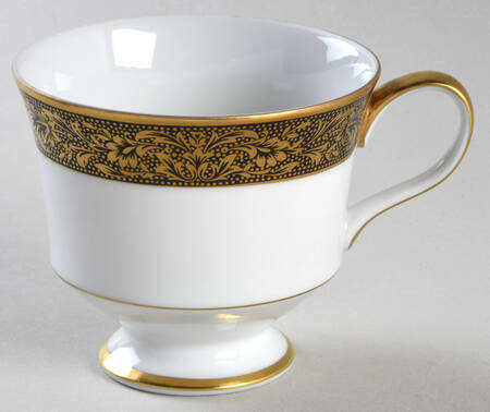 Hampton Footed Cup