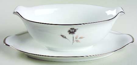 Harmony Gravy Boat with Attached Underplate