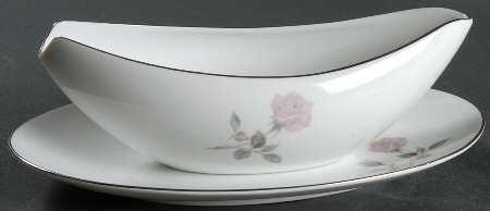 Helene Gravy Boat & Underplate