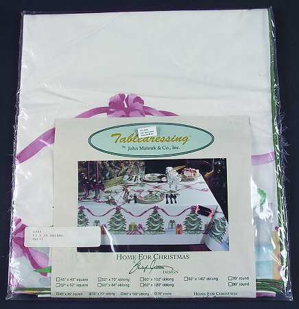Home for Christmas (Indonesia) 52" x 70" Oblong Tablecloth