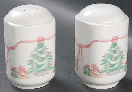 Home for Christmas (Indonesia) Salt & Pepper Set