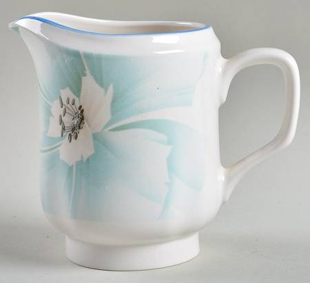 Interlude Creamer