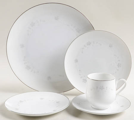 Julie 5 Piece Place Setting