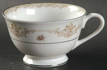 Kenwood Footed Cup