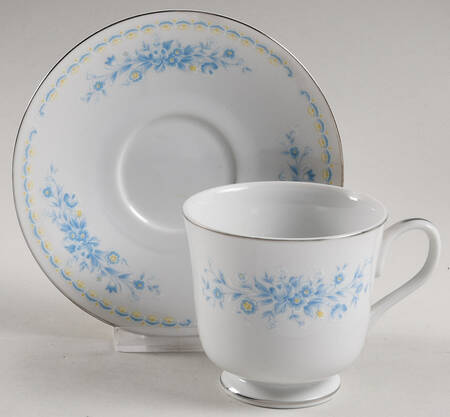 Krisla Footed Cup & Saucer Set