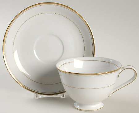 Lance Footed Cup & Saucer Set