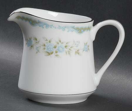 Lexington Creamer